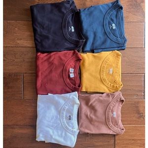 Uniqlo “U” crew T